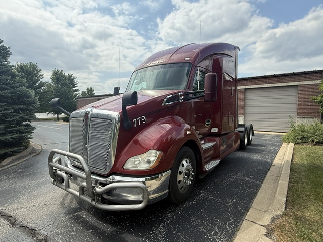 2020 KENWORTH T680 photo 2