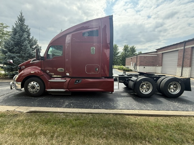 2020 KENWORTH T680 photo 3
