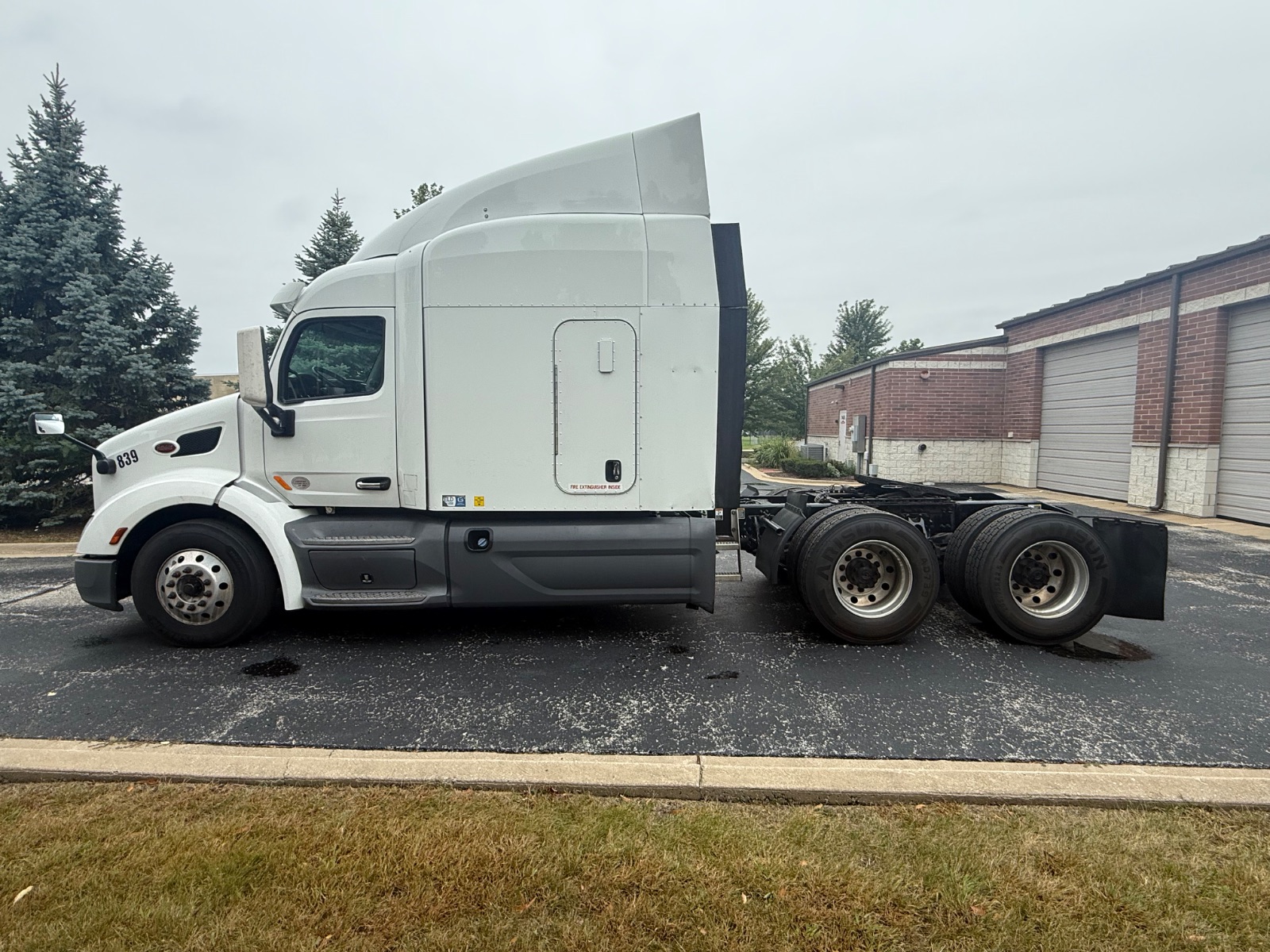 2018 Peterbilt 579 photo 3